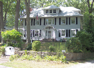 Tucker Hill Inn Bed and Breakfast